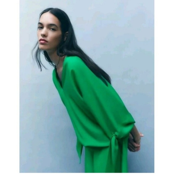 Zara Emerald Green V Neck Tie Sleeves Fluid Blouse Top Medium 4437 054 - Picture 5 of 16